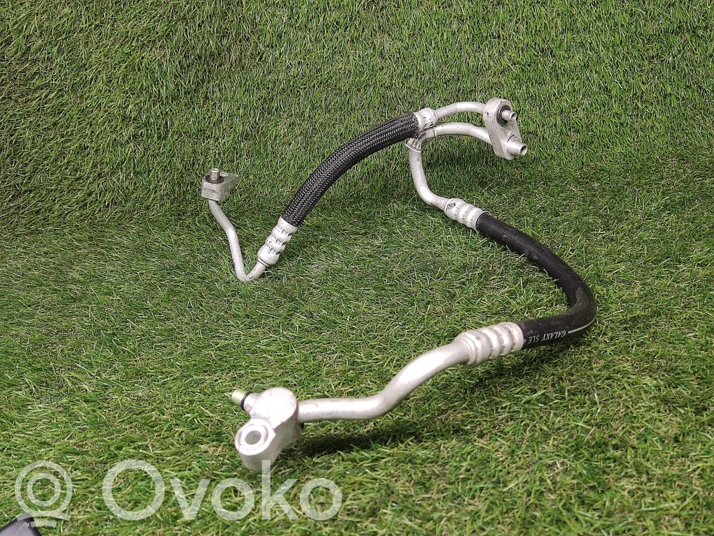 Ilmastointilaitteen putki (A/C)   42588258