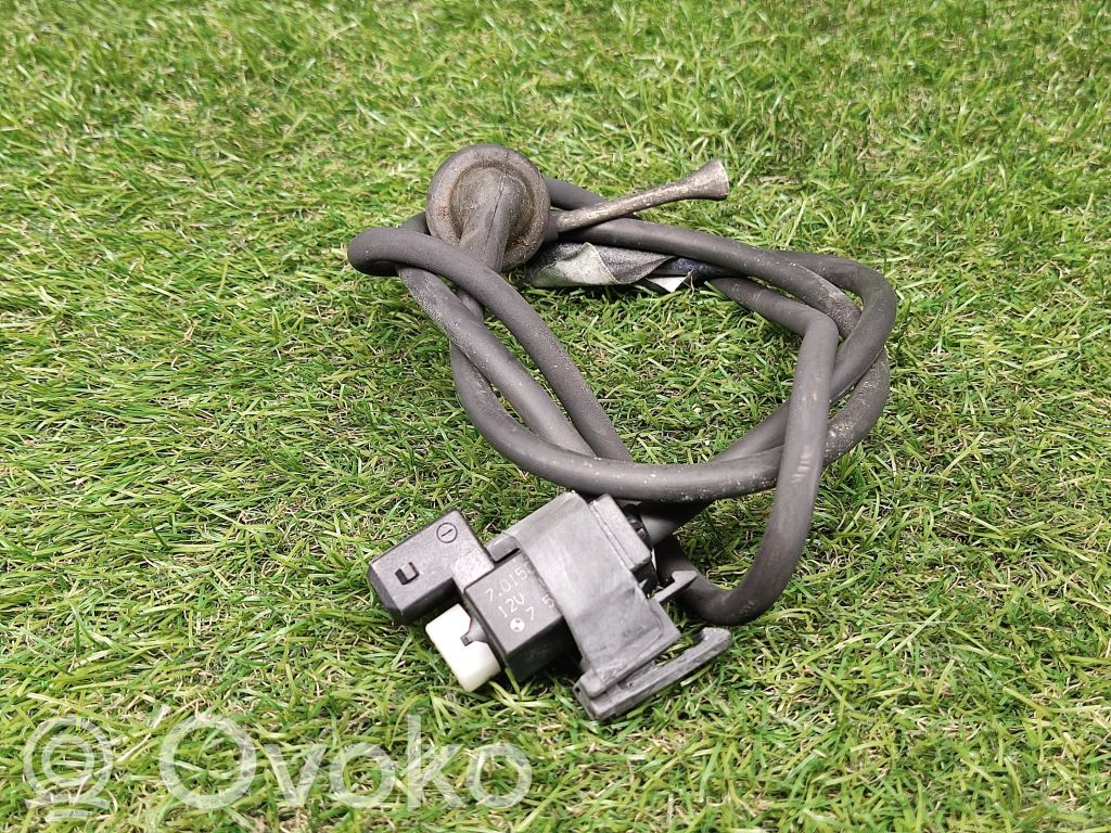 BMW 3 E92 E93 Turbo solenoid valve 
