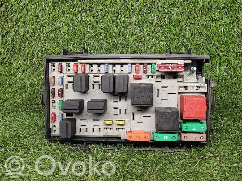 Opel Corsa D Maitinimo valdymo blokas 