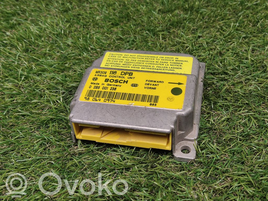 Mitsubishi Carisma Sterownik / Moduł Airbag 