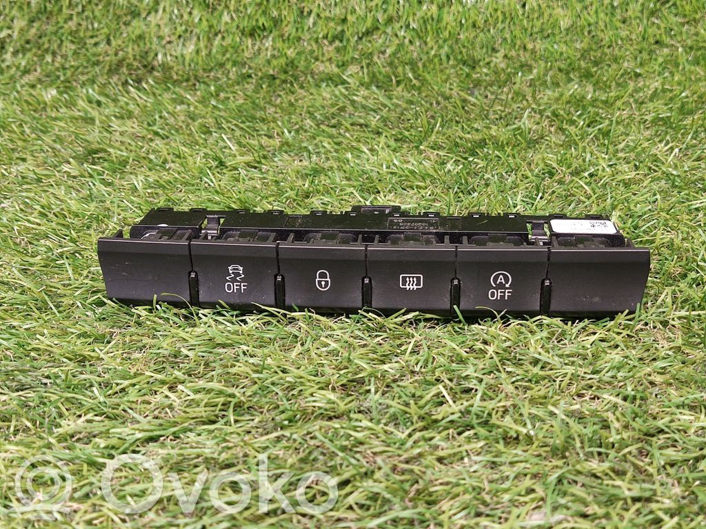 Skoda Rapid (NH) A set of switches 