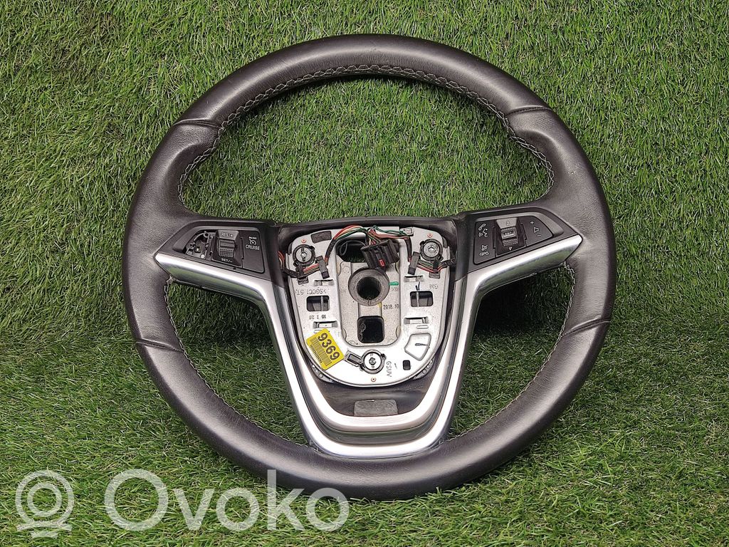 Buick Encore I Stūre 