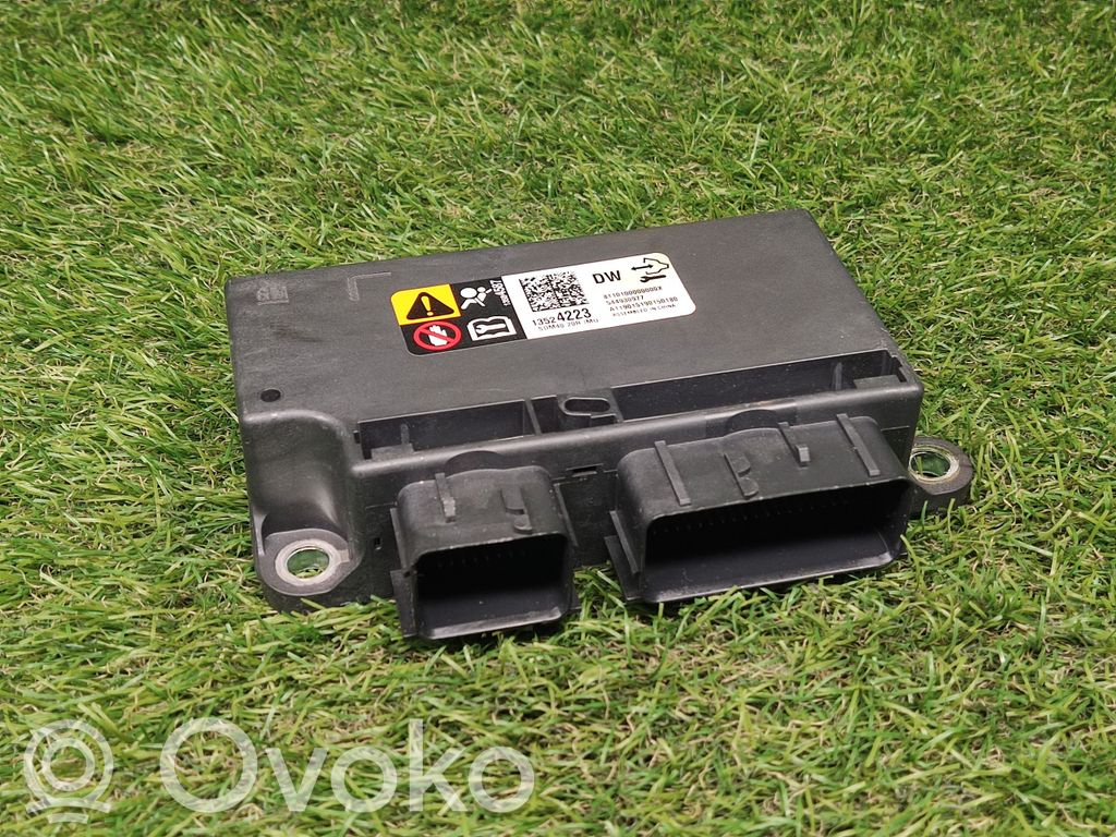 Buick Encore I Airbag control unit/module 