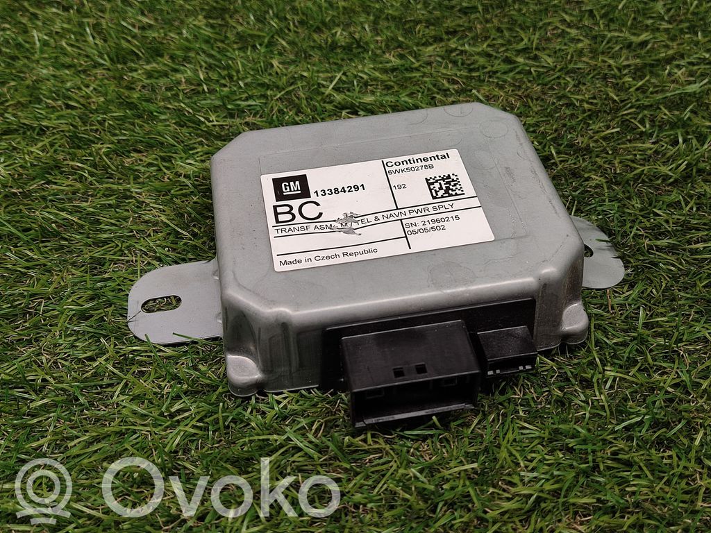 GPS navigation control unit/module   13384291,5WK50278B