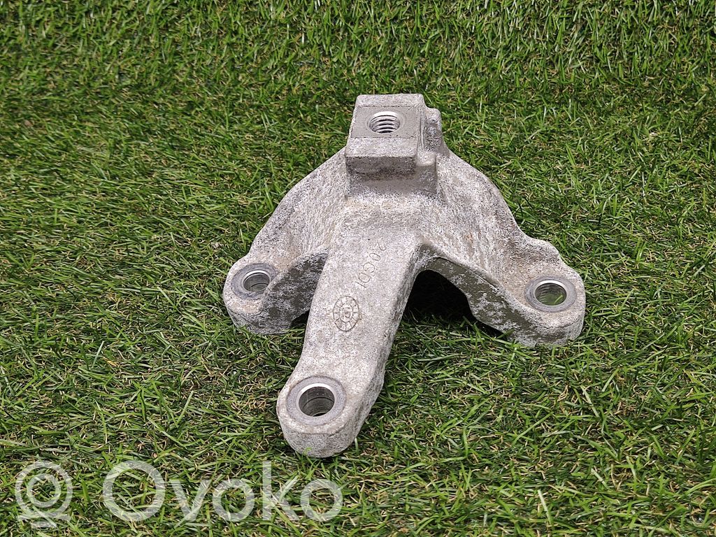 Gearbox mounting bracket   BV617M125LB