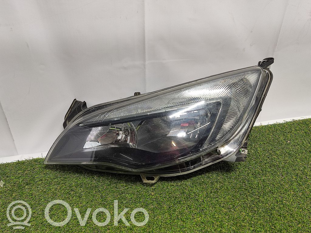 Opel Astra J Headlight/headlamp 
