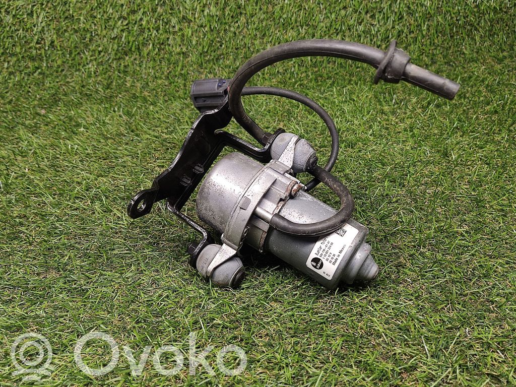 Vacuum pump   95363358,93446700,17497913