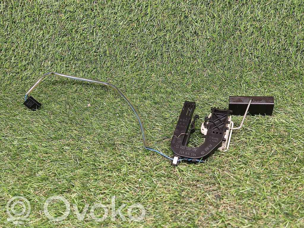 Audi A8 S8 D3 4E Fuel level sensor 