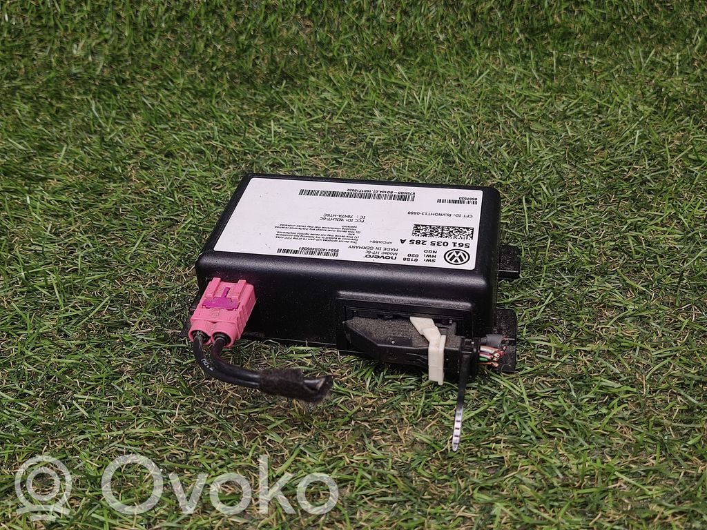 Volkswagen Jetta VI GPS navigation control unit/module 