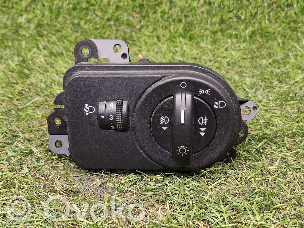 Ford Fiesta Light switch 