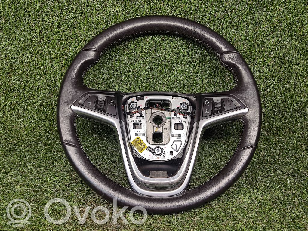 Buick Encore I Stūre 