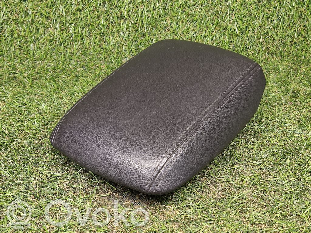 Ford Focus Armrest 