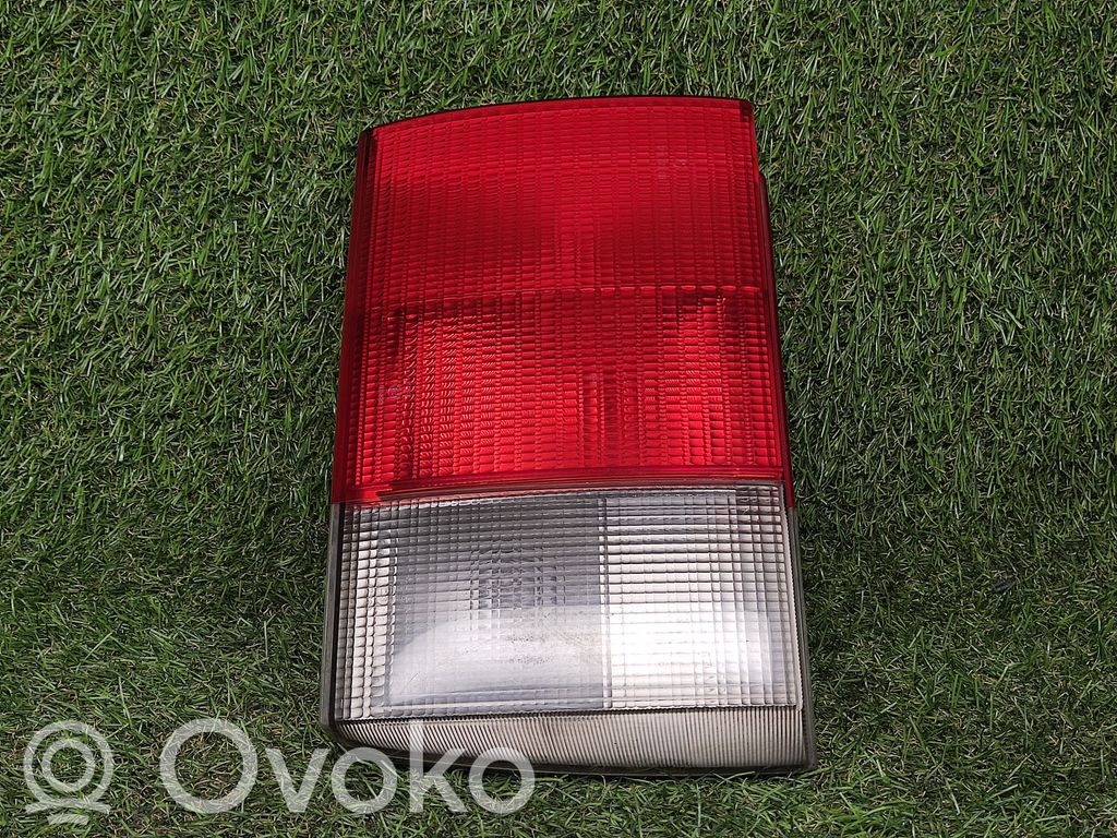 Audi 80 90 S2 B4 Takaluukun takavalot 