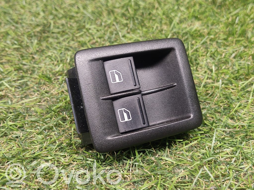 Volkswagen Scirocco Electric window control switch 