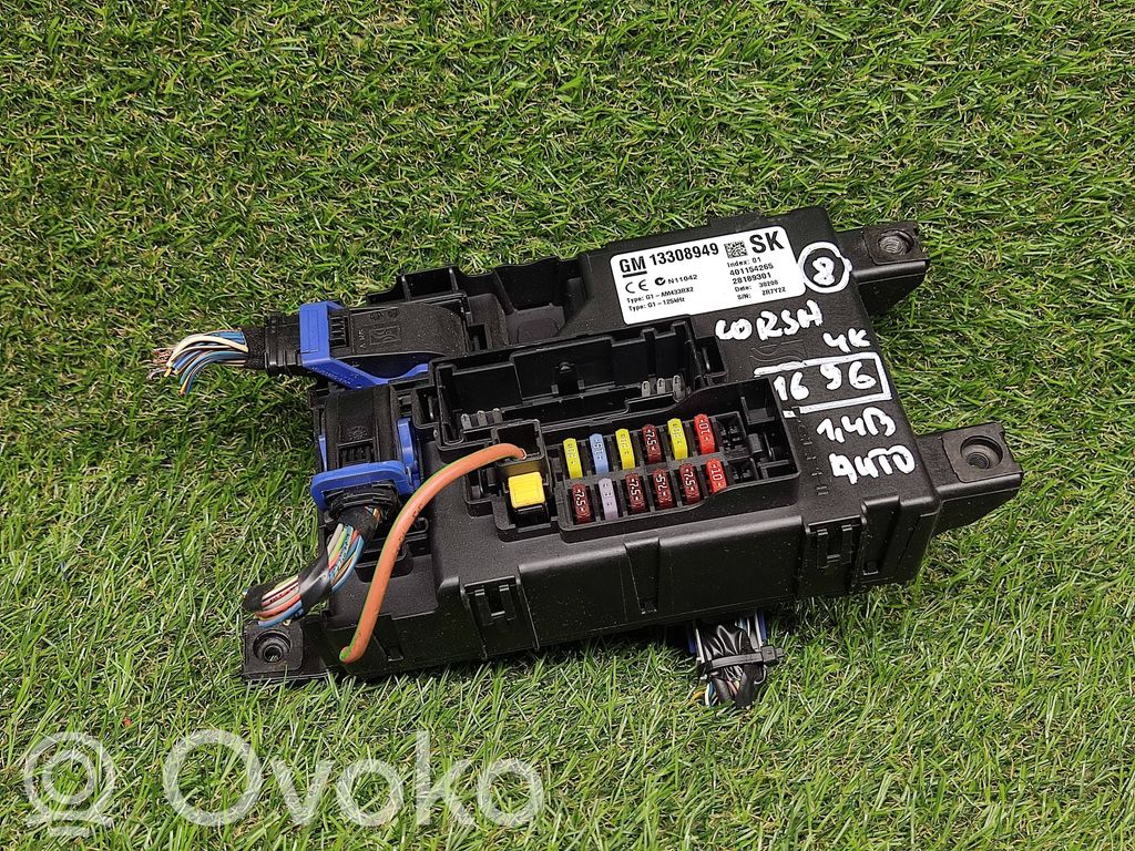 Opel Corsa D Power management control unit 