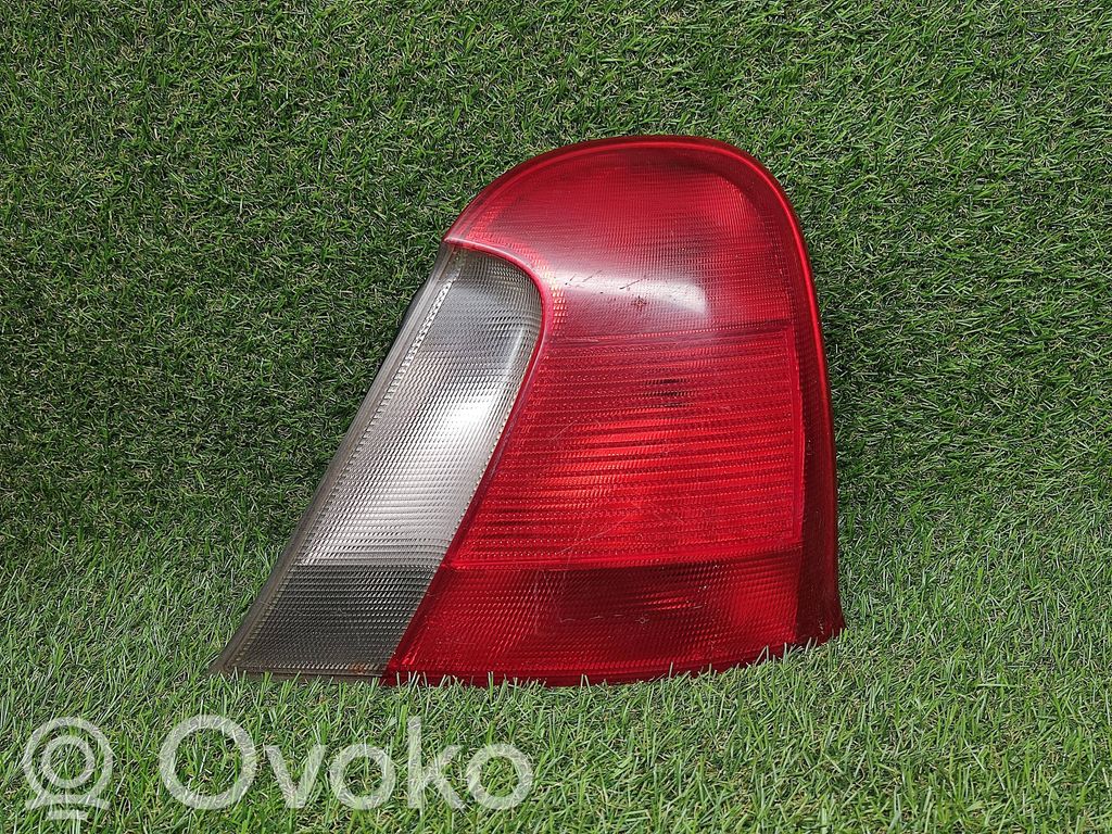 Rover 75 Aizmugurējais lukturis virsbūvē 