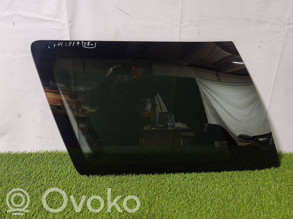 Vidrio lateral trasero   7L247829701AA