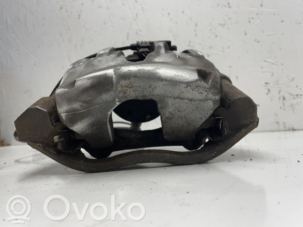Mercedes-Benz E W211 Front brake caliper 