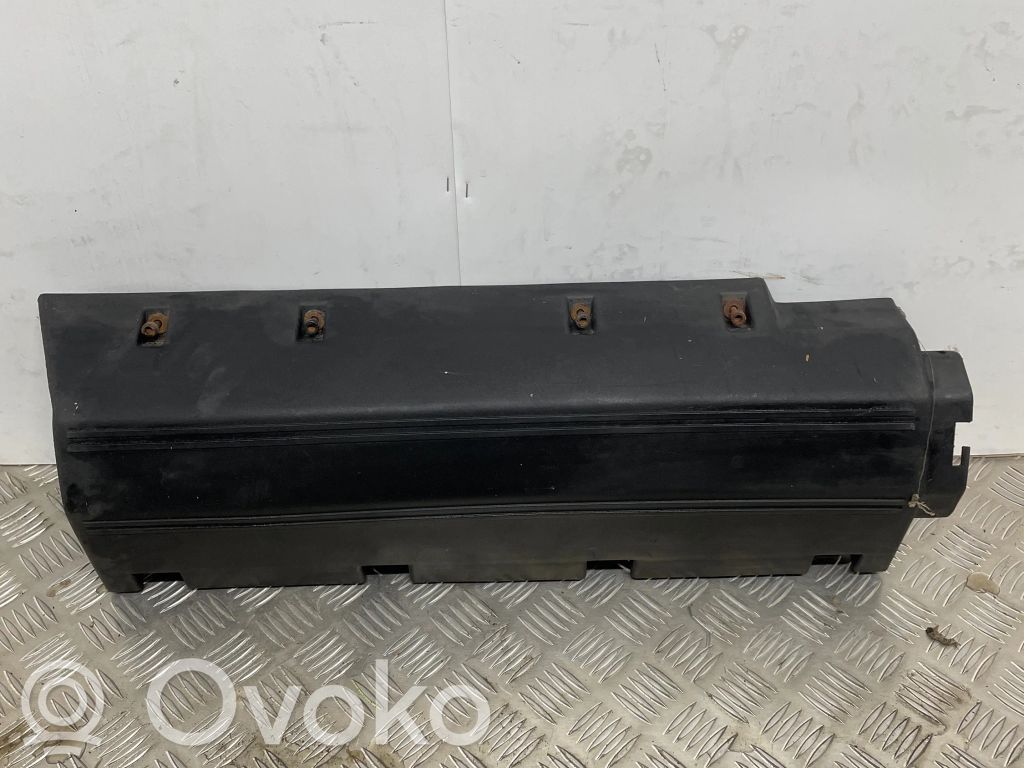 BMW 5 E34 Air filter box 