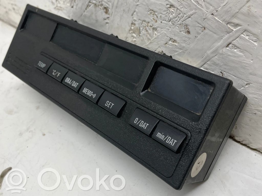 BMW 3 E36 Bildschirm / Display / Anzeige 
