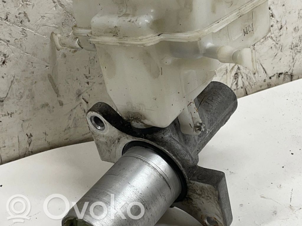 BMW X5 E70 Master brake cylinder 