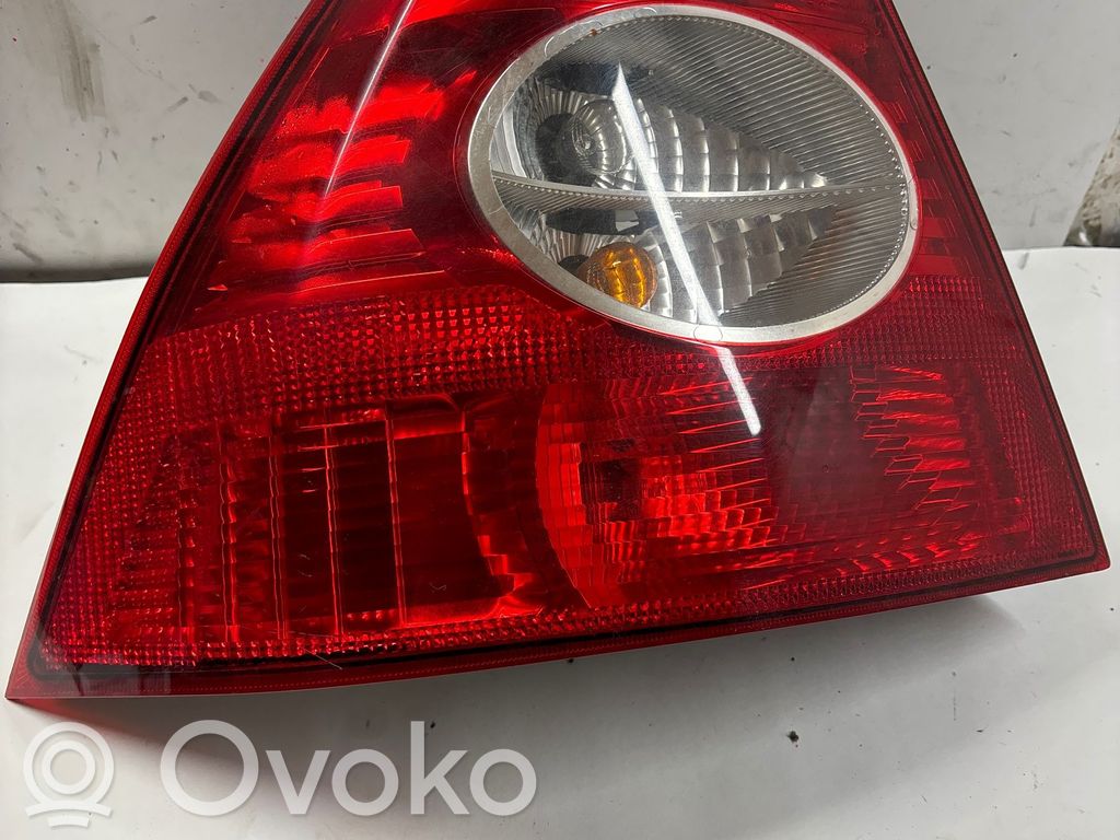 Rear/tail lights   5M5113405B