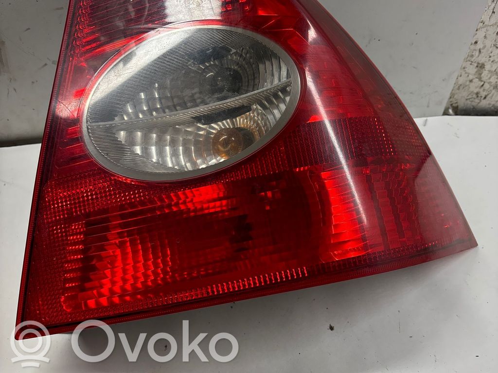 Rear/tail lights   5M5113404B