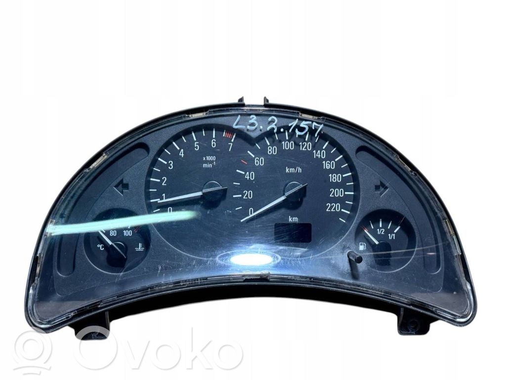 Opel Corsa C Speedometer (instrument cluster) 