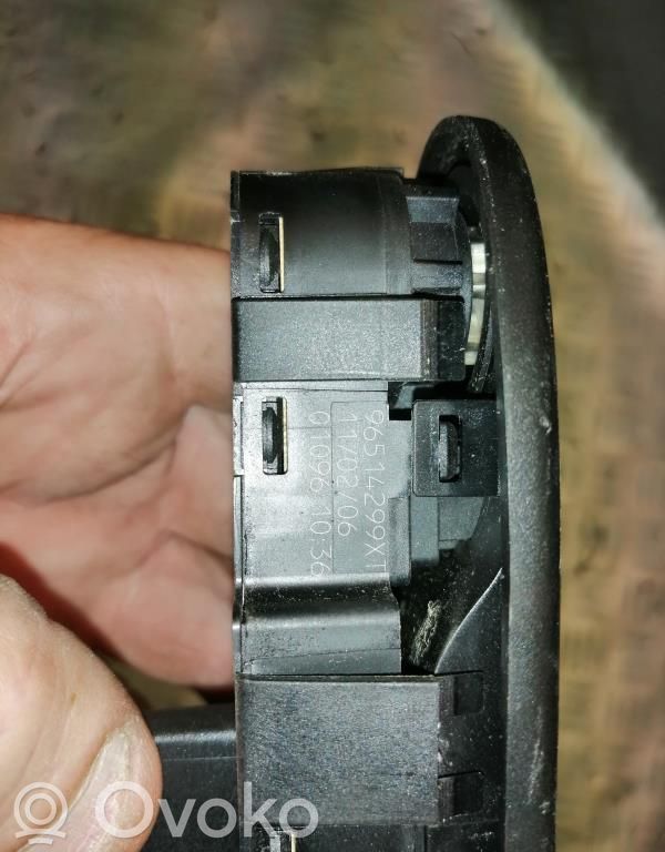 Citroen C5 Electric window control switch 