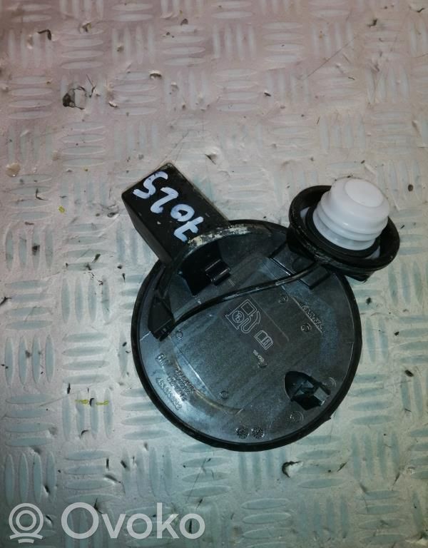 Fuel tank cap