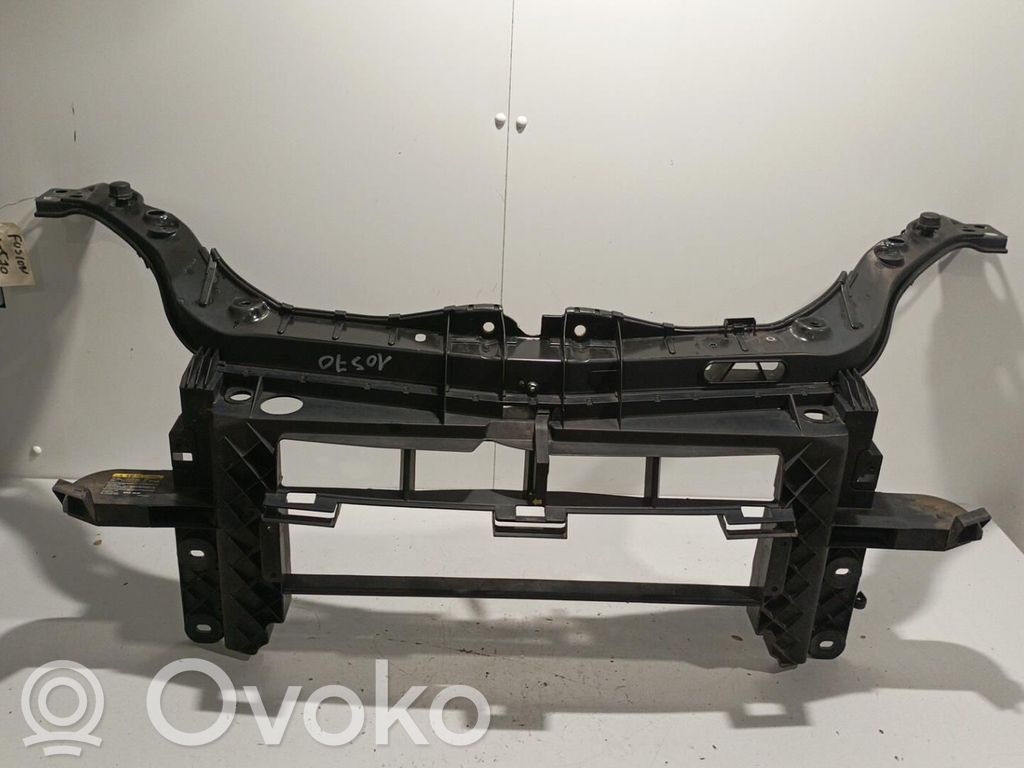 Ford Fusion Radiatoru paneļa augšējā daļa (televizors) 