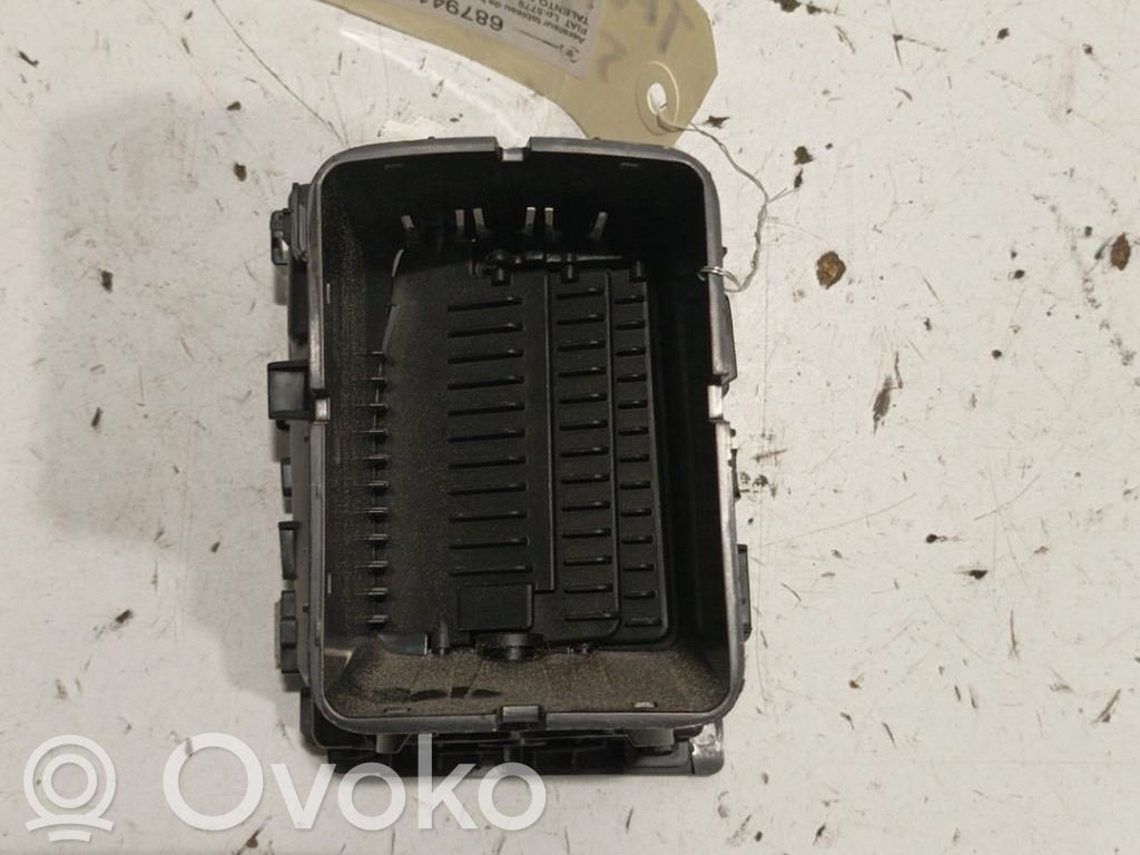 Boczna kratka nawiewu deski rozdzielczej   6000619160