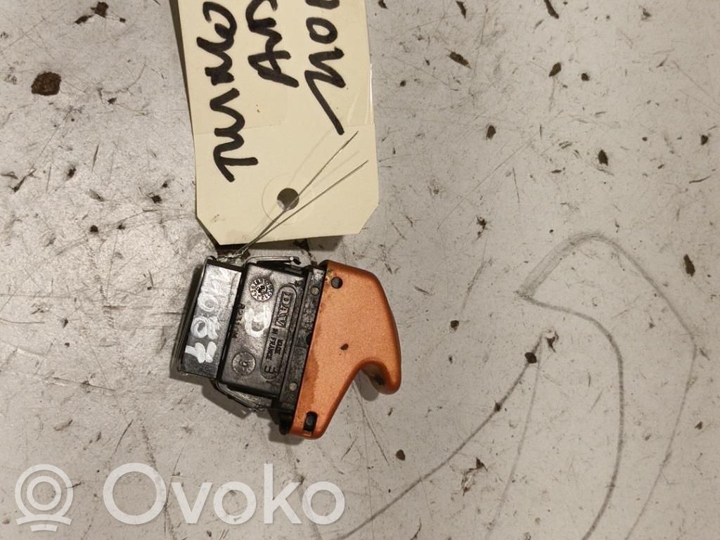 Renault Twingo I Electric window control switch 