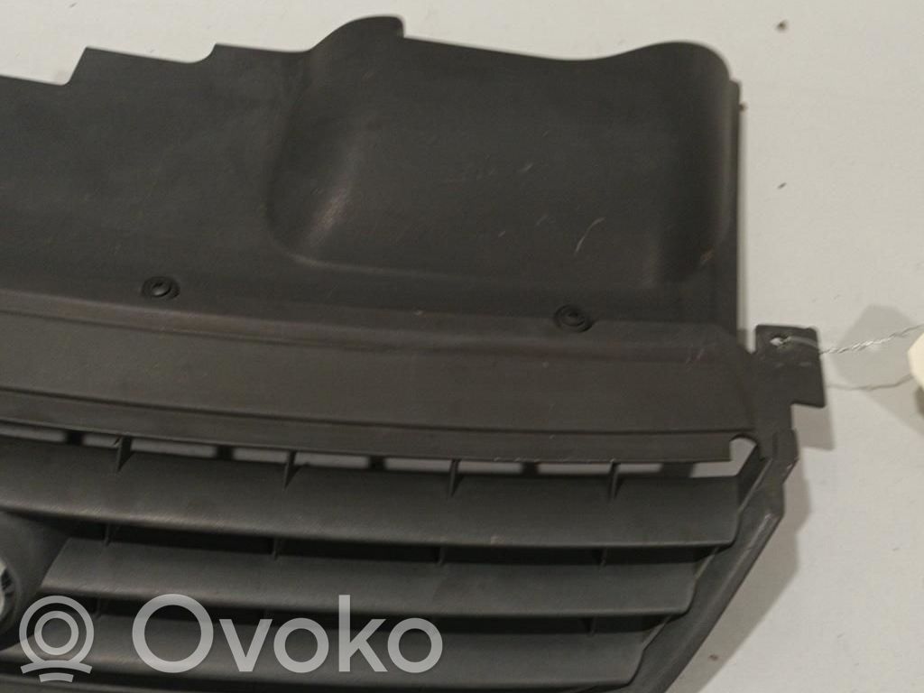 Ford C-MAX I Front grill 