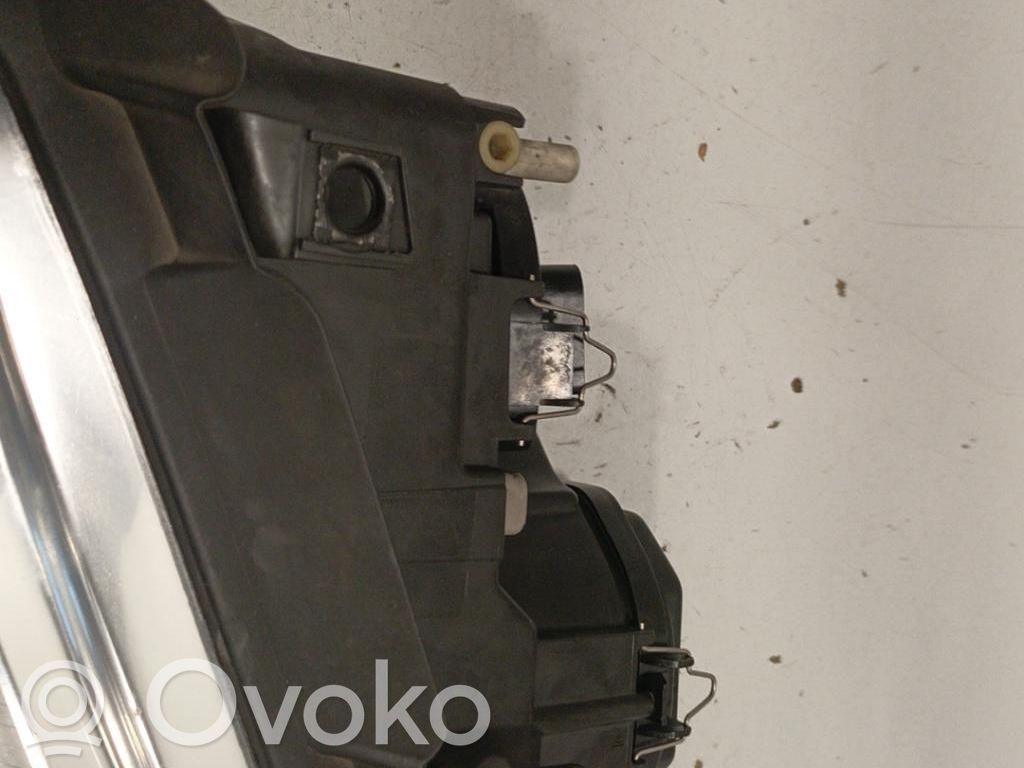 Scheinwerfer   8D0941029AK