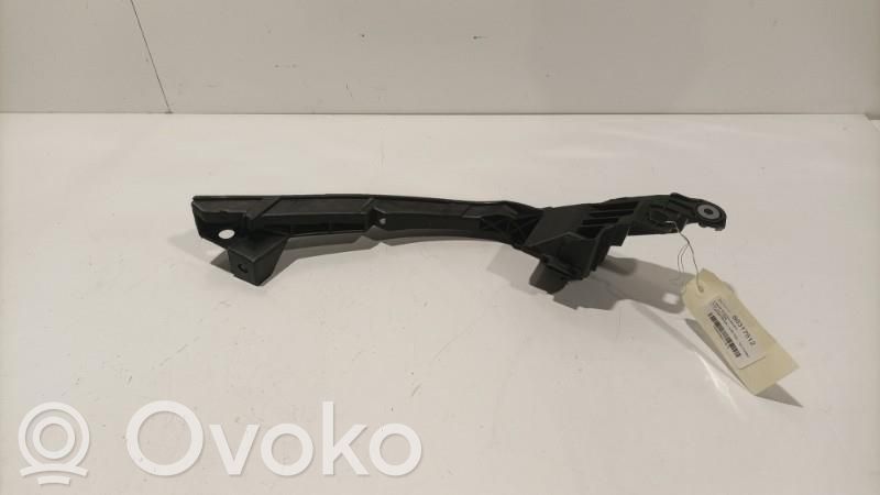Headlight/headlamp mounting bracket   82A807571A