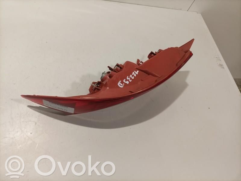 Mazda 2 Задний фонарь в кузове 