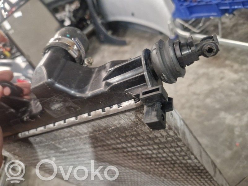 Peugeot 508 Dzesēšanas šķidruma radiators 