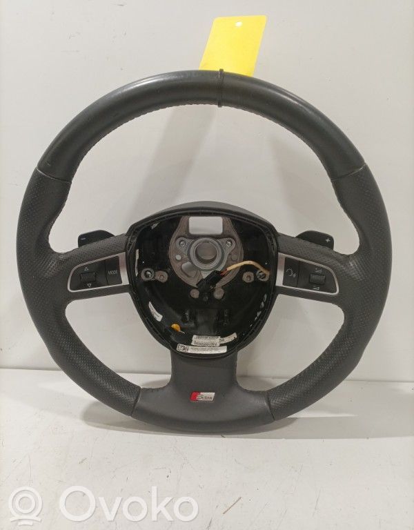 Audi A5 8T 8F Ohjauspyörä 