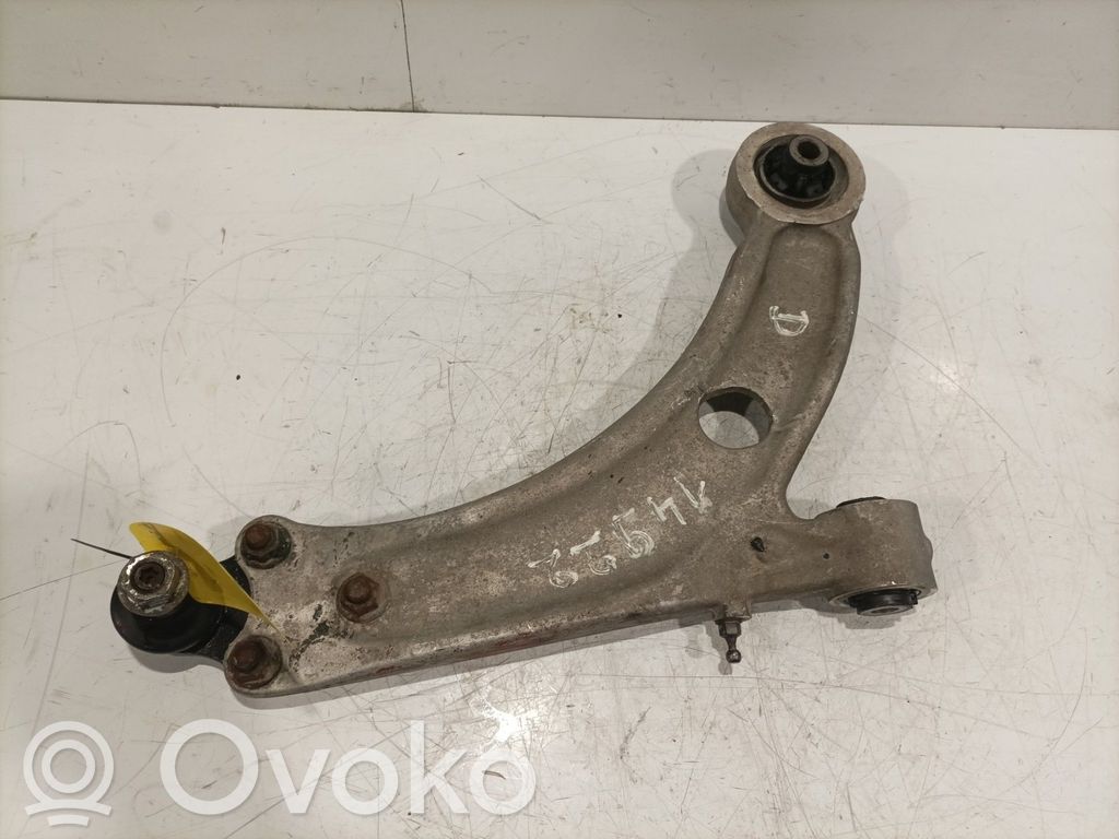 Peugeot 308 Dolny wahacz przedni 