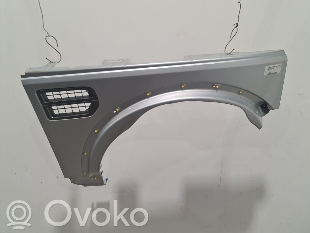 Land Rover Discovery 3 - LR3 Aripă 