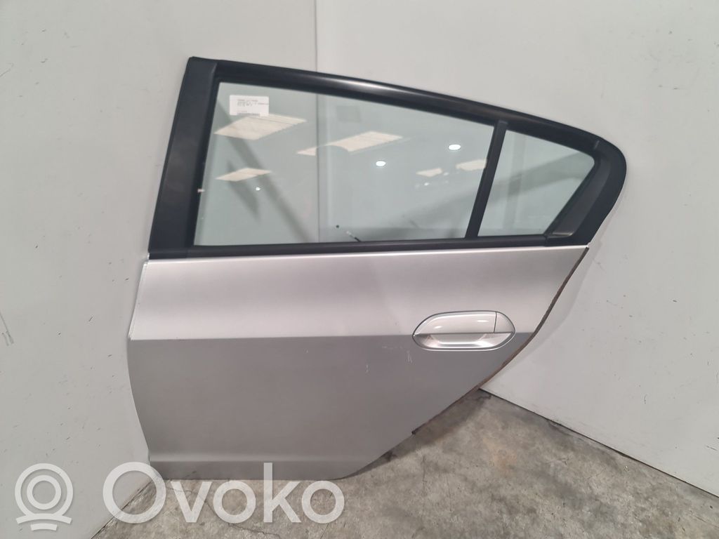 Honda Insight Galinės durys 