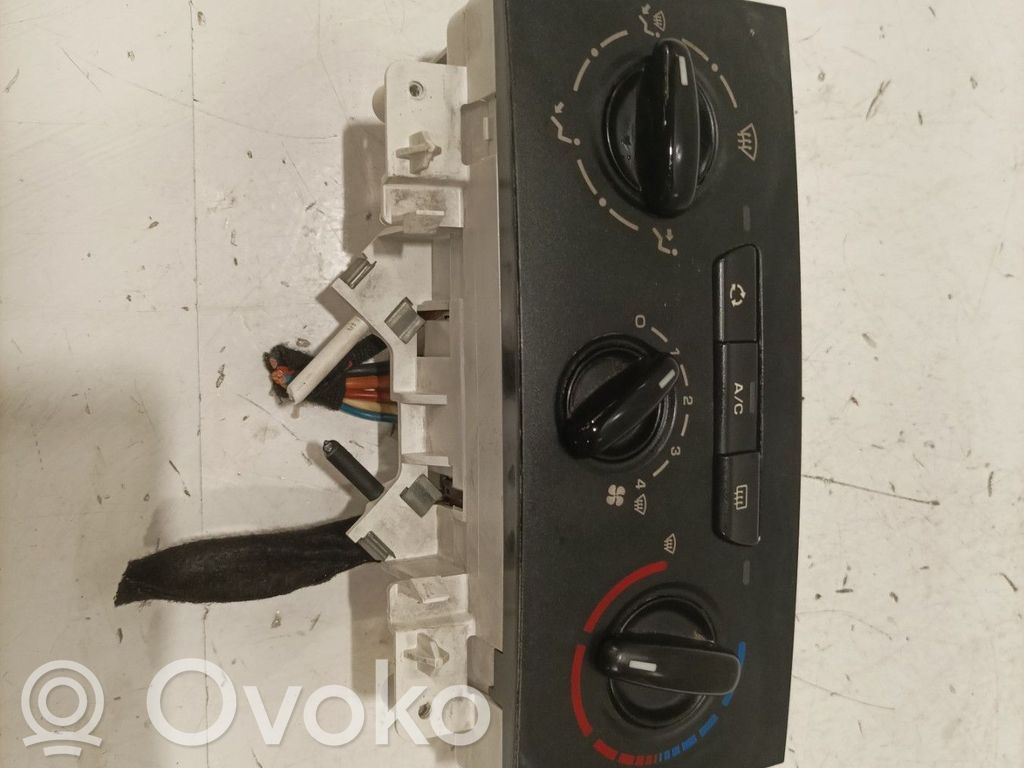 Peugeot Partner Climate control unit 