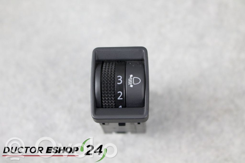 Headlight level height control switch   3VV2A