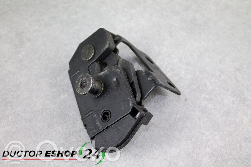 Tailgate/trunk/boot lock/catch/latch   30649107