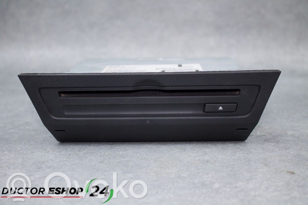 Mazda 2 Radio/CD/DVD/GPS head unit 