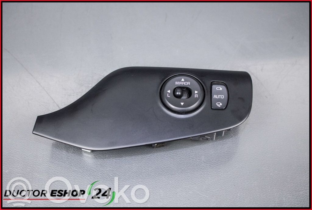 Wing mirror switch   49D4869353,49D4861000,93530A2950