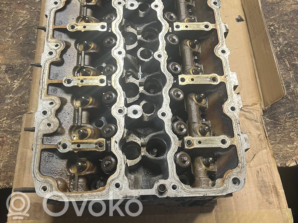 BMW 5 E60 E61 Engine head 