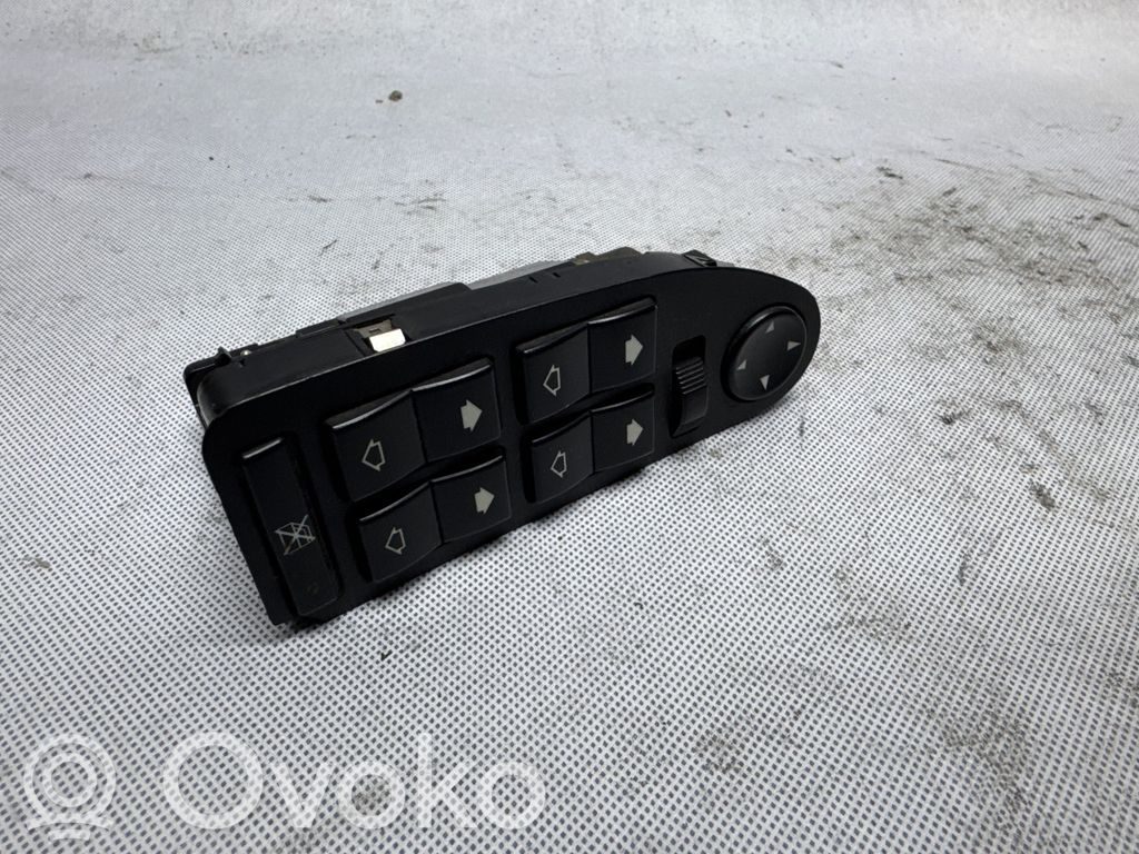 Electric window control switch   6904306,498121