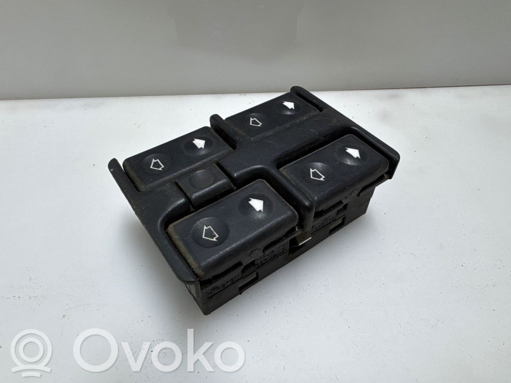 BMW 5 E34 Electric window control switch 